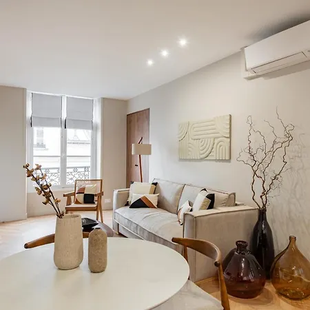 The New Suites, Centre * Parigi