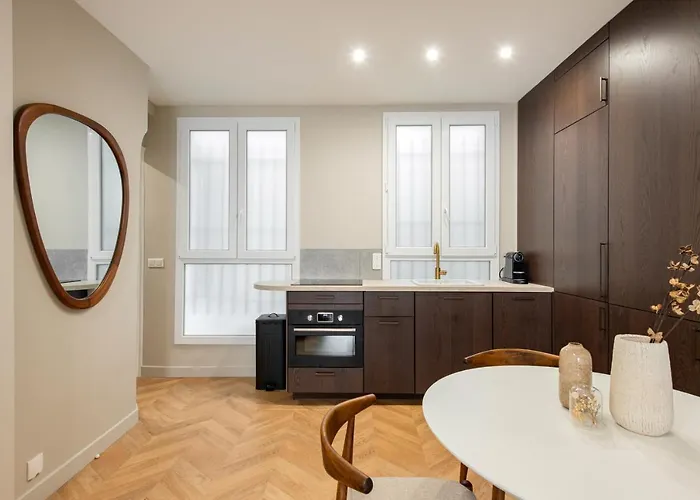 The New Suites, Centre París