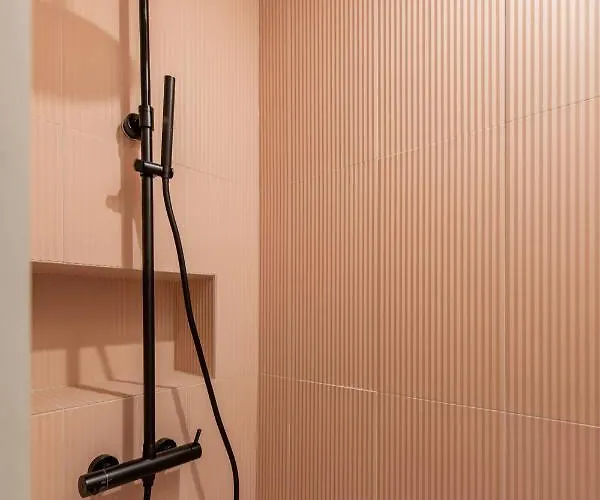 The New Suites, Centre Διαμέρισμα